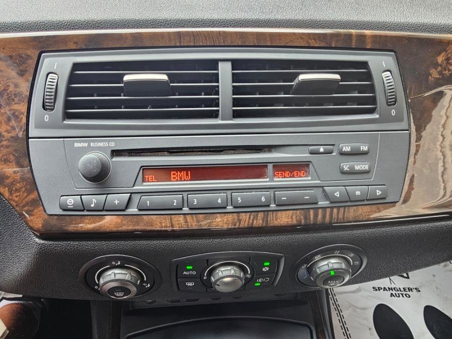 Used 2007 BMW Z4 3.0i image 9