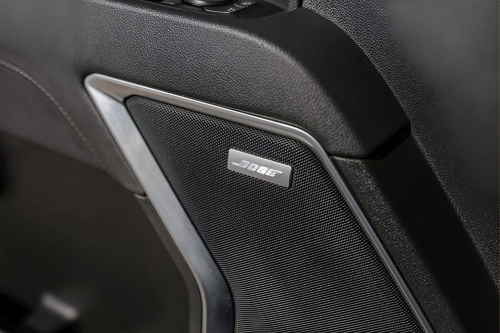 Used 2025 Chevrolet Silverado 2500 LTZ w/ LTZ Convenience Package image 20