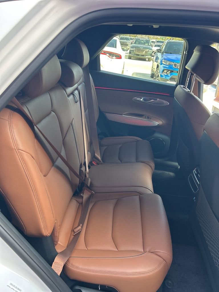 New 2026 Genesis GV70 2.5T Advanced AWD/4WD image 12