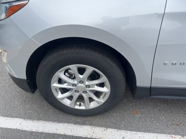 Used 2018 Chevrolet Equinox LT w/ Sun & Infotainment Package image 11