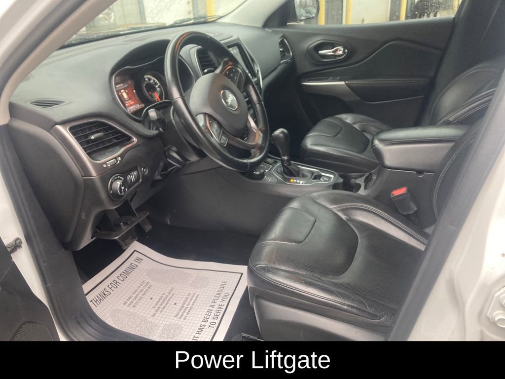 Used 2021 Jeep Cherokee Latitude Lux w/ Comfort/Convenience Group image 12