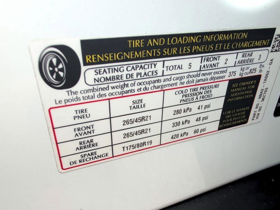 Used 2023 Land Rover Range Rover Velar R-Dynamic S image 31