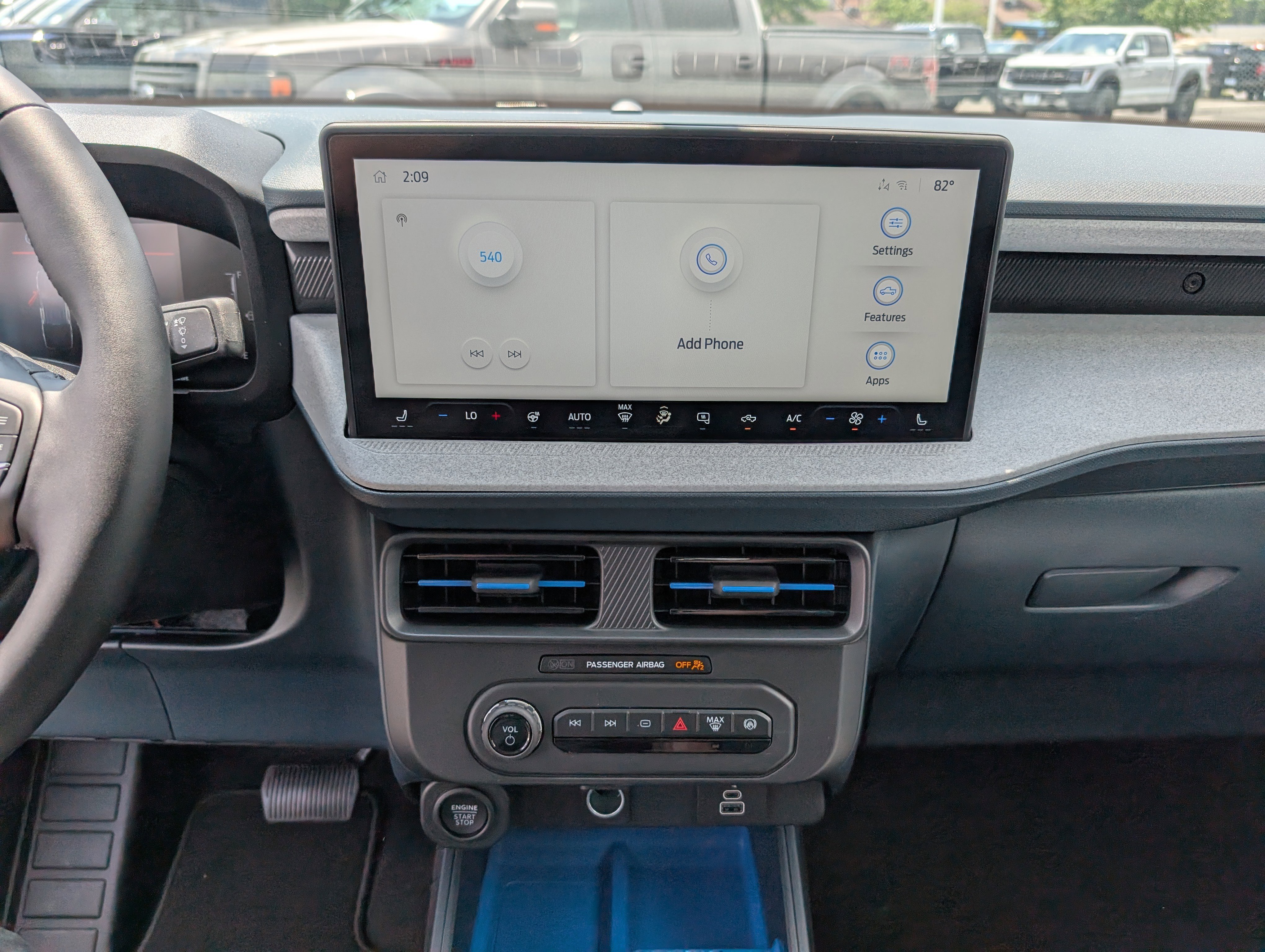 New 2025 Ford Maverick XLT w/ XLT Luxury Package image 15