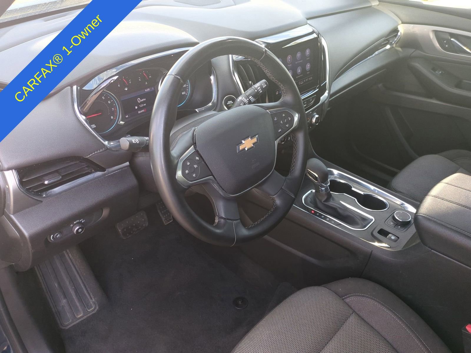 Used 2023 Chevrolet Traverse LT image 11
