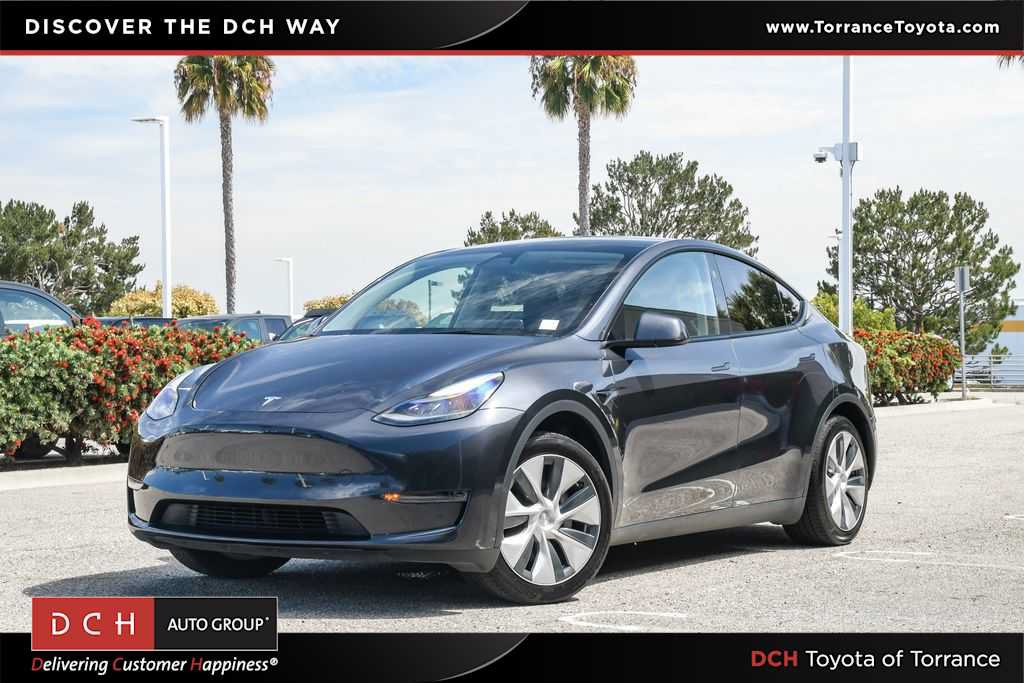 Used 2024 Tesla Model Y 2WD