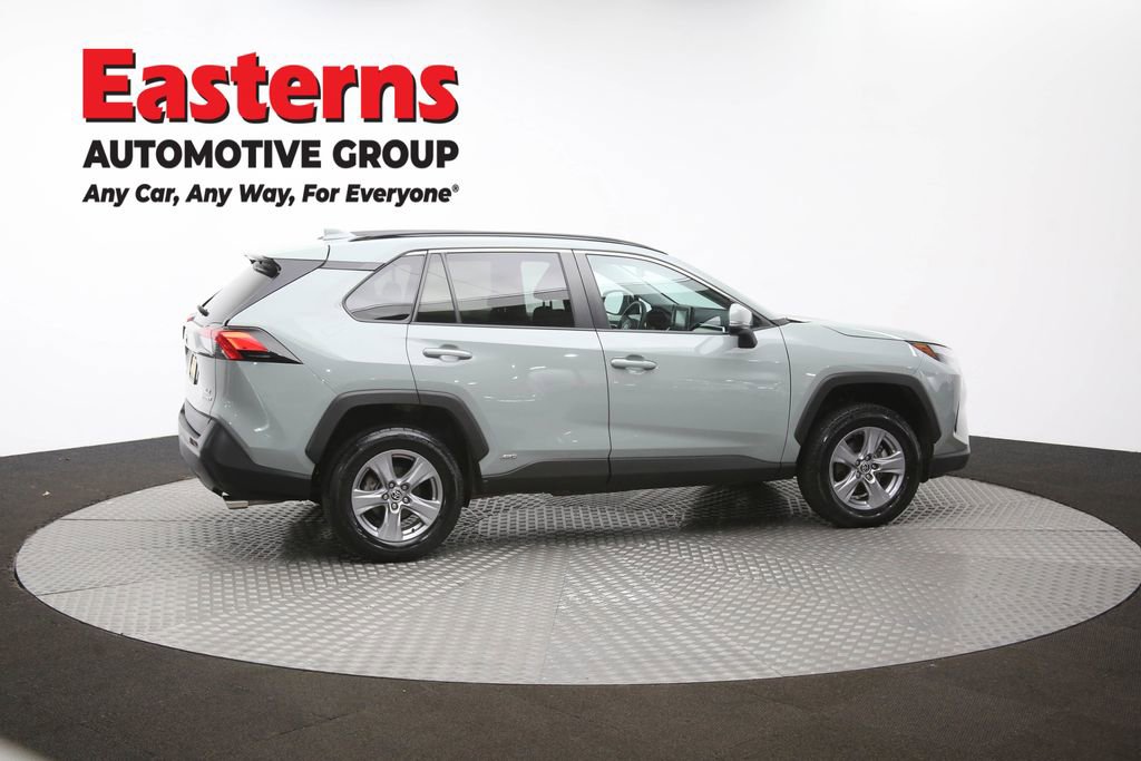 Used 2022 Toyota RAV4 XLE AWD/4WD image 44