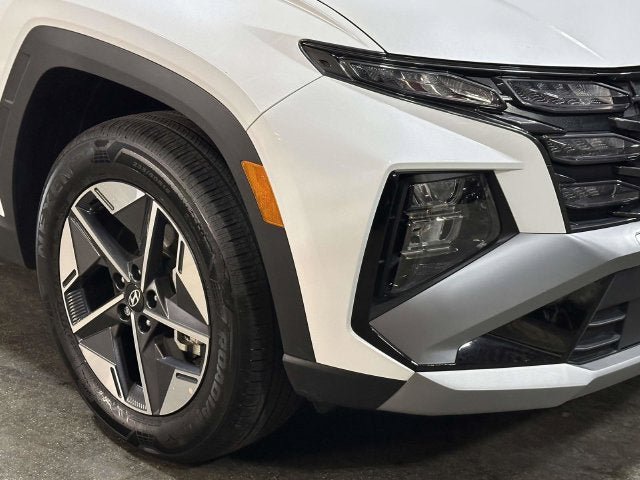 Used 2025 Hyundai Tucson SEL AWD/4WD image 16