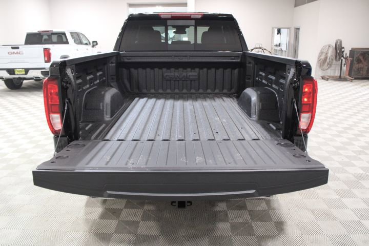 New 2026 GMC Sierra 1500 SLE image 13