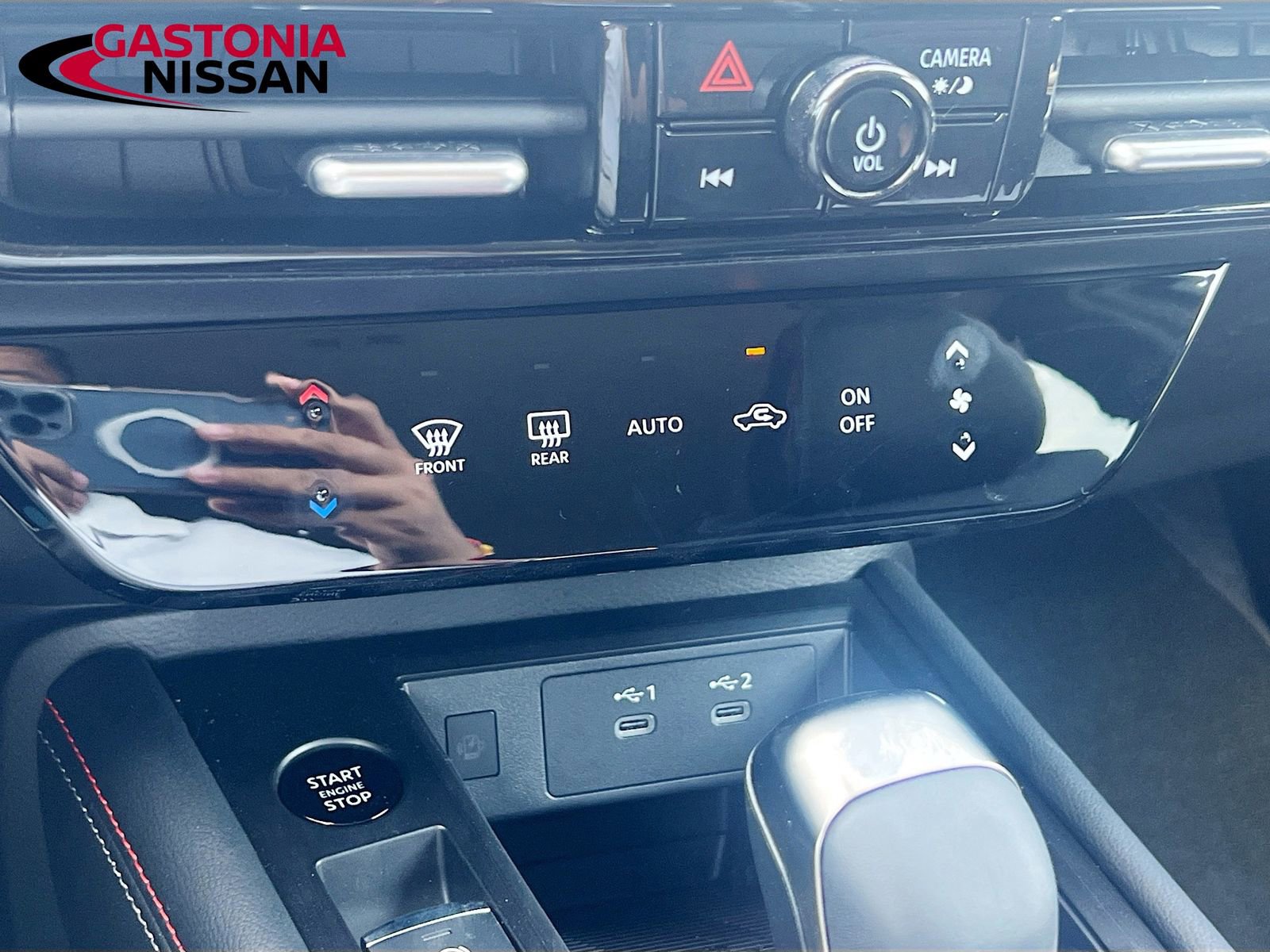 Used 2026 Nissan Kicks SR FWD image 19