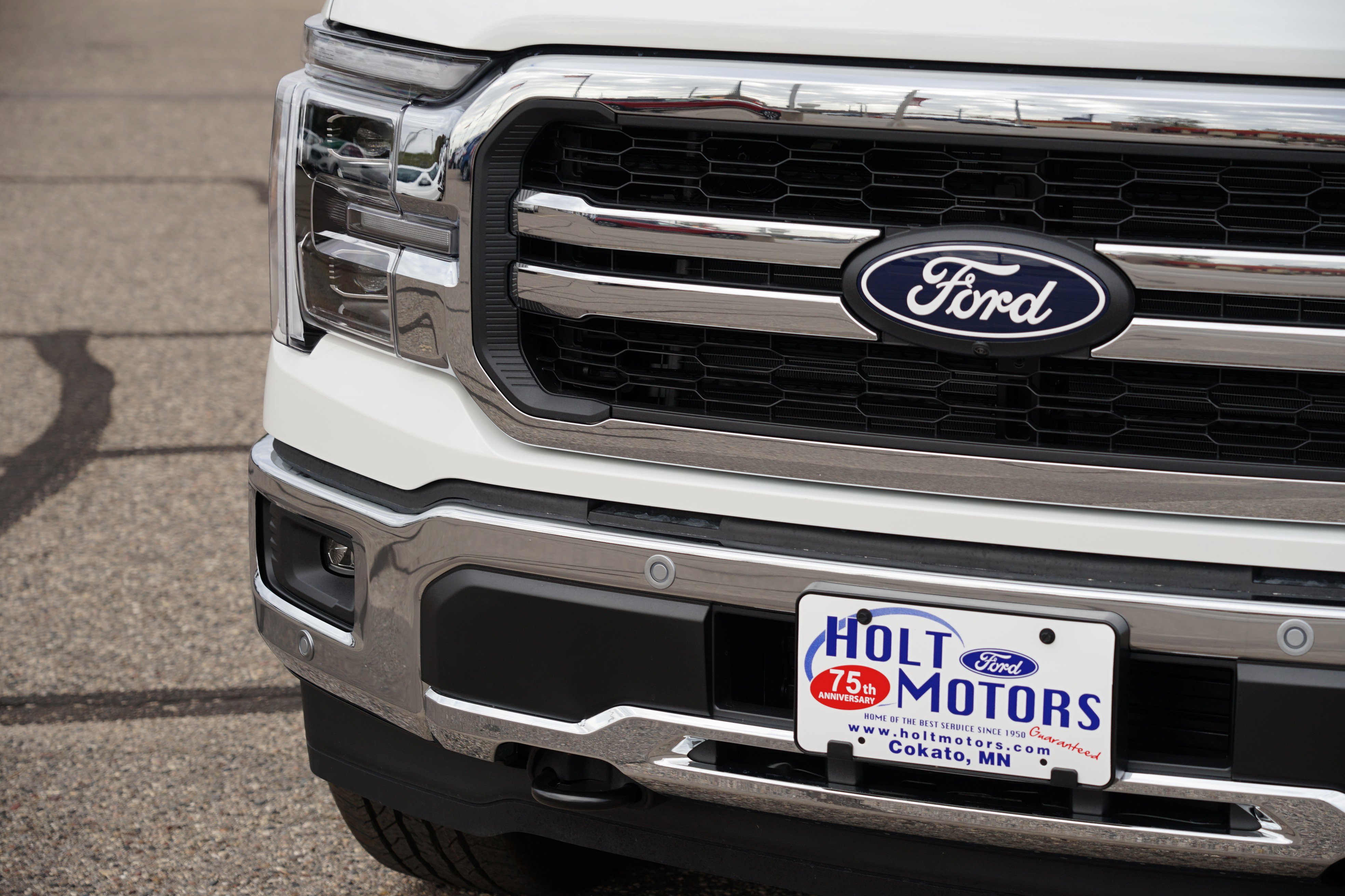 New 2025 Ford F150 Lariat w/ Equipment Group 502A High image 11