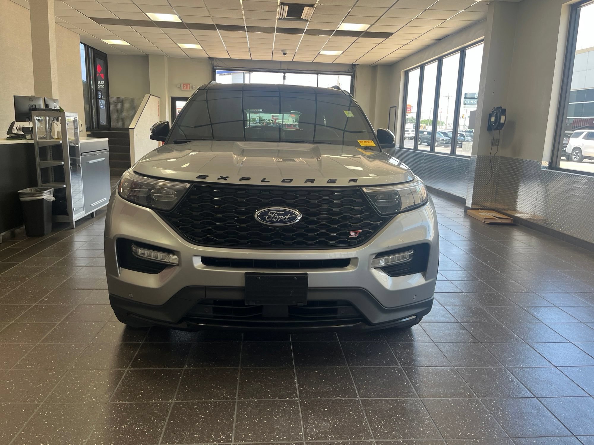Used 2023 Ford Explorer ST w/ Equipment Group 401A AWD/4WD image 6