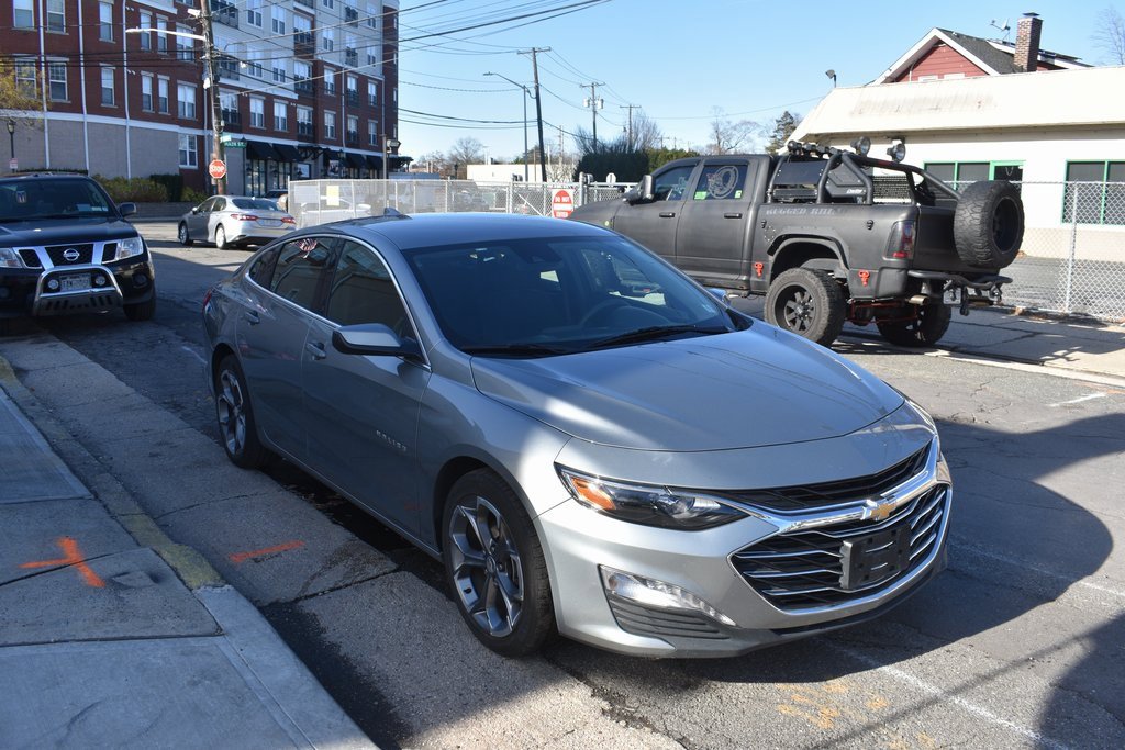Used 2024 Chevrolet Malibu LT image 4