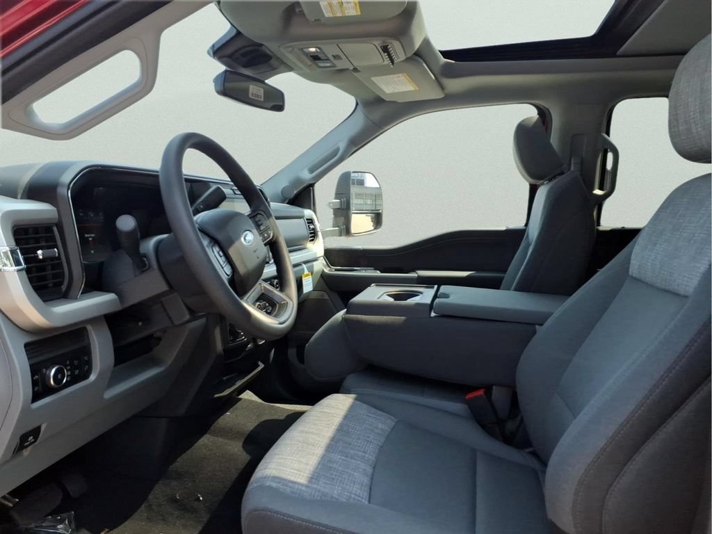 New 2026 Ford F250 XLT w/ XLT Premium Package AWD/4WD image 13