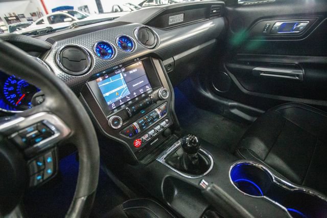 Used 2017 Ford Mustang GT Premium w/ GT Performance Package image 7