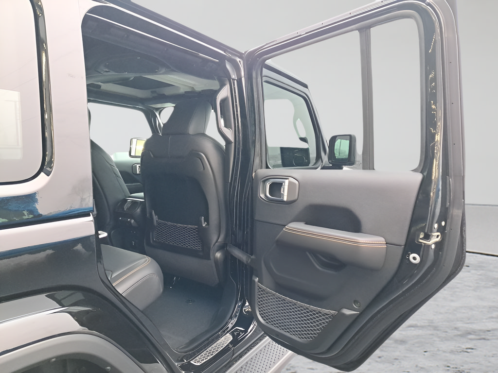 New 2026 Jeep Wrangler Unlimited Sahara AWD/4WD image 13