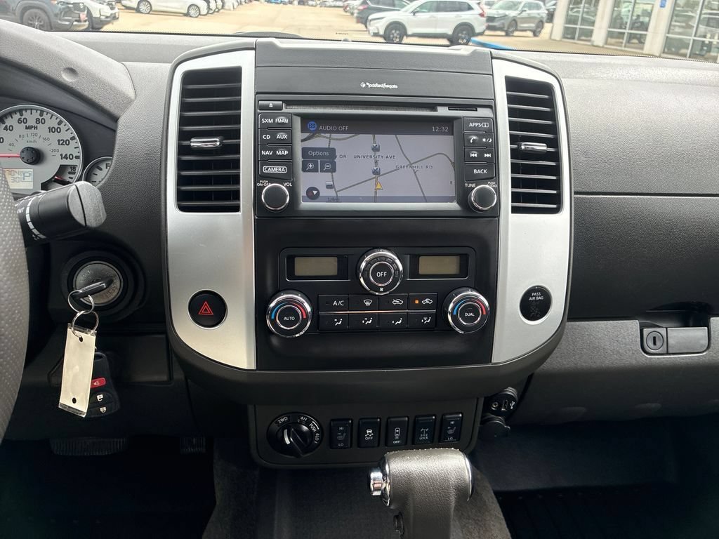 Used 2018 Nissan Frontier PRO-4X AWD/4WD image 18