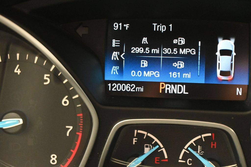 Used 2018 Ford Focus SE FWD image 17