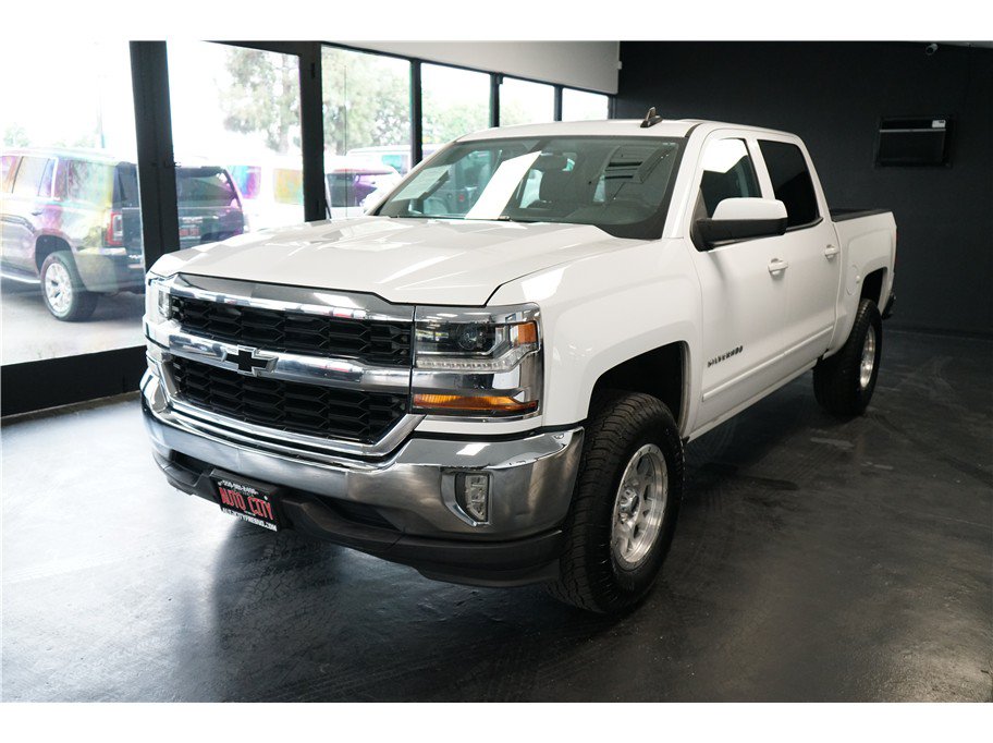 Used 2017 Chevrolet Silverado 1500 LT w/ All Star Edition RWD image 3
