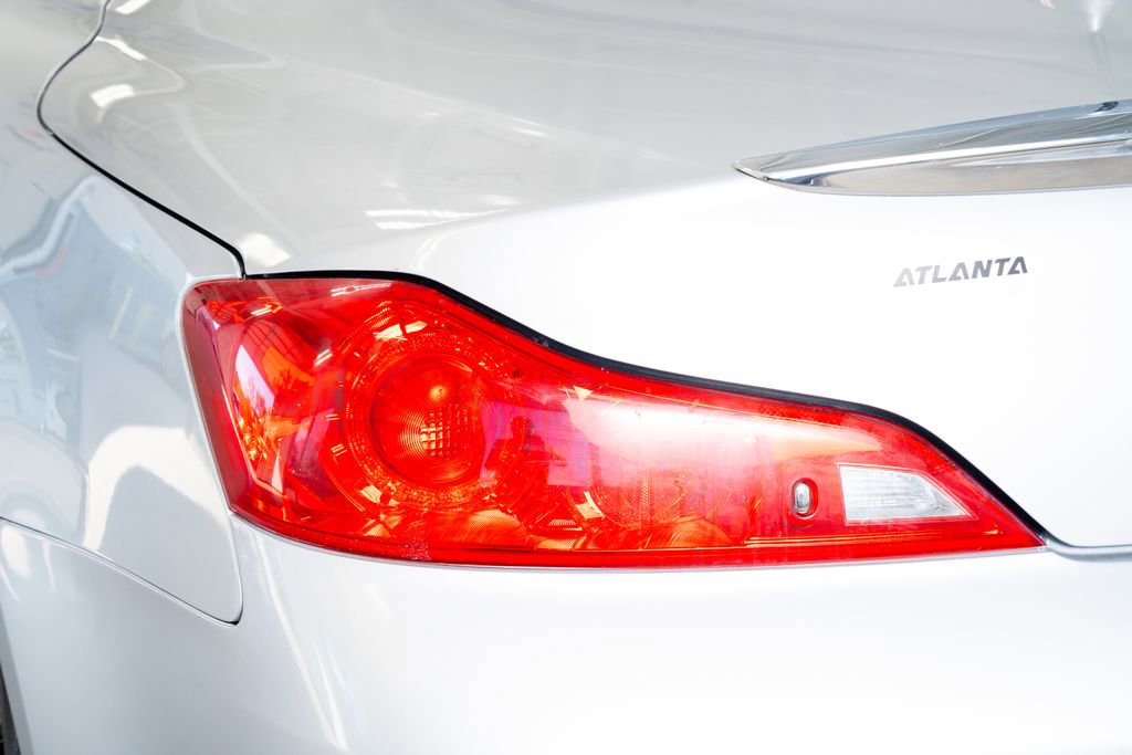 Used 2013 INFINITI G37 Sport w/ Premium Pkg image 16