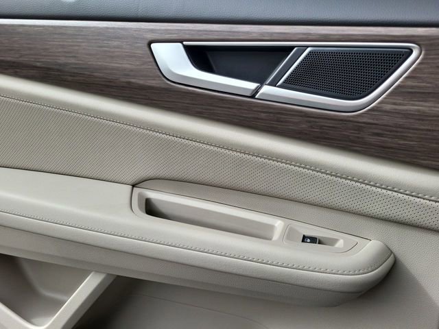 New 2026 Volkswagen Atlas SEL image 15
