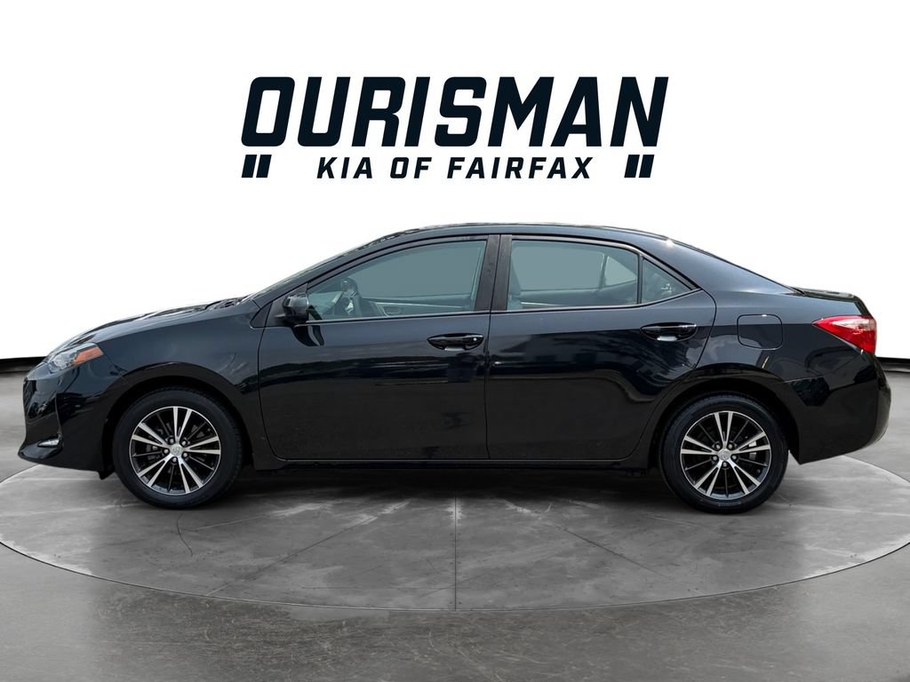 Used 2018 Toyota Corolla FWD image 3