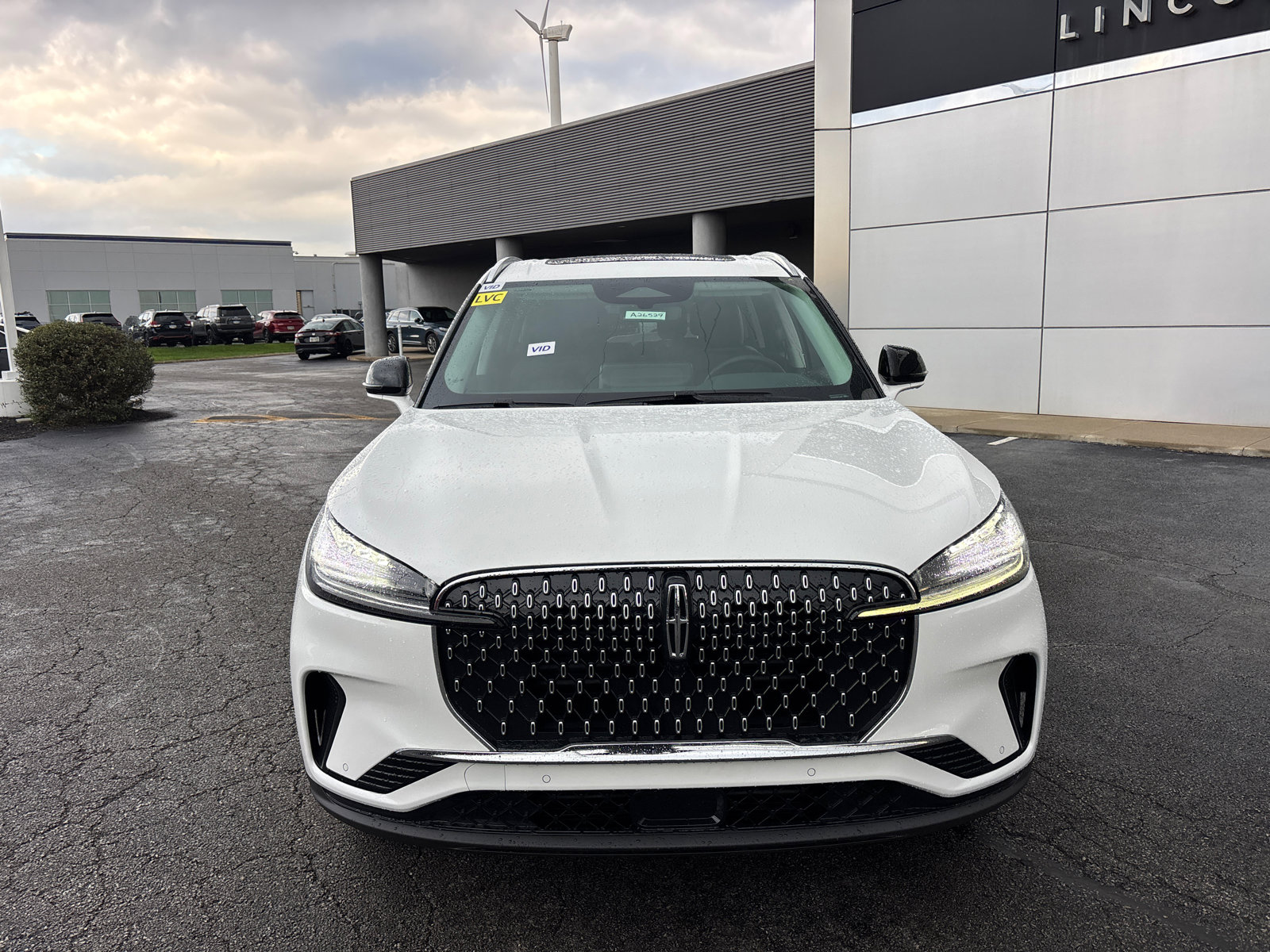 New 2026 Lincoln Aviator AWD image 2