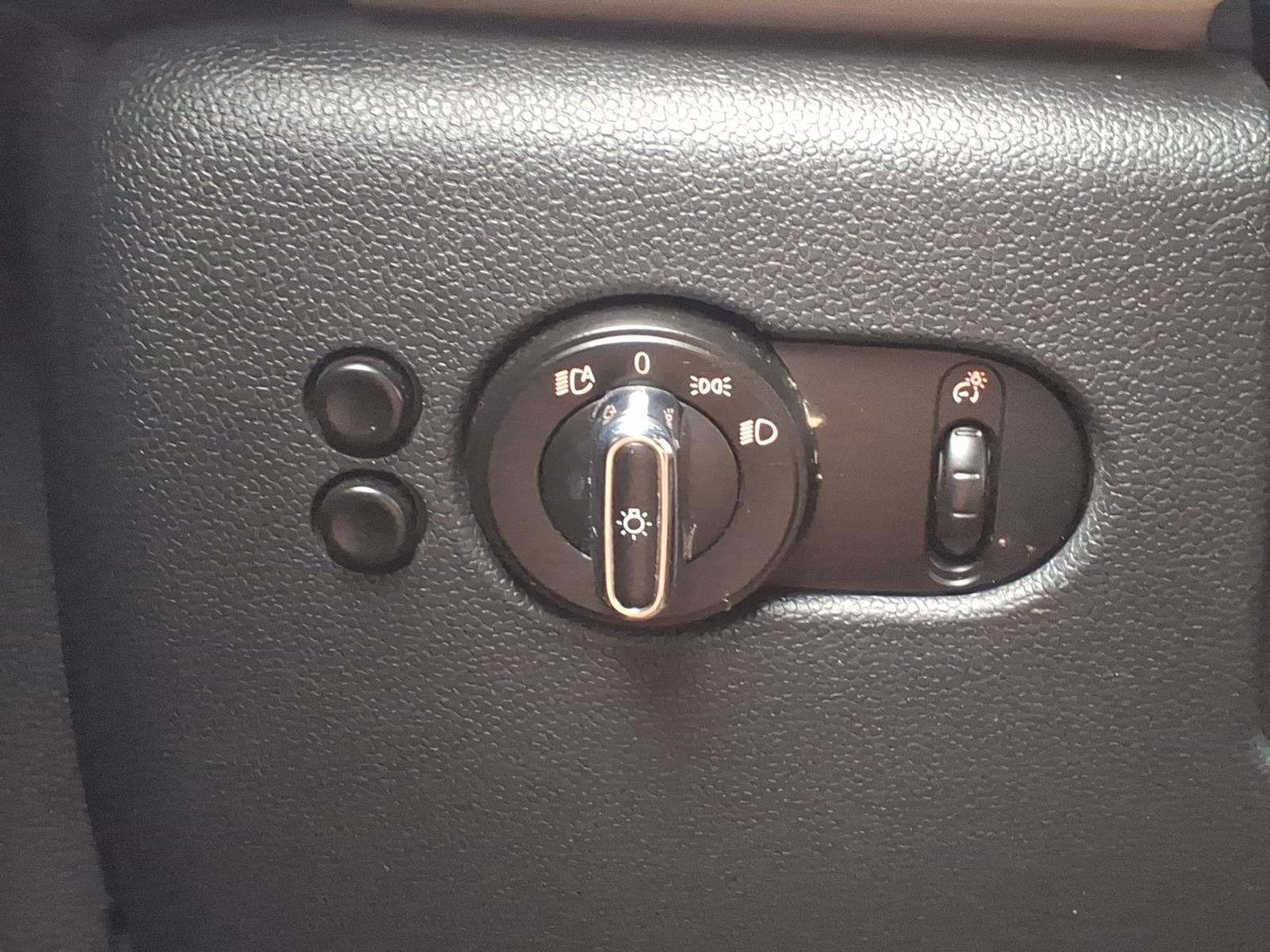 Used 2016 MINI Cooper John Cooper Works FWD image 26