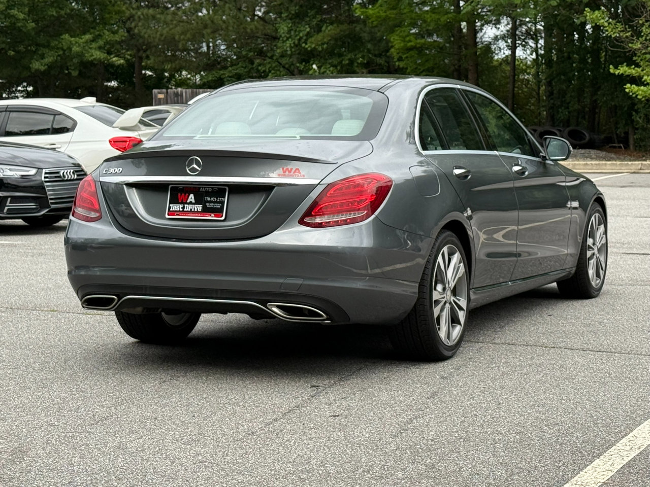 Used 2017 Mercedes-Benz C 300 Sedan image 4