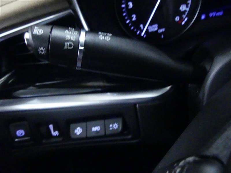 Used 2022 Cadillac XT6 Sport w/ Platinum Package image 20