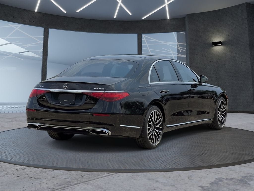 Used 2024 Mercedes-Benz S 580 4MATIC Sedan image 4