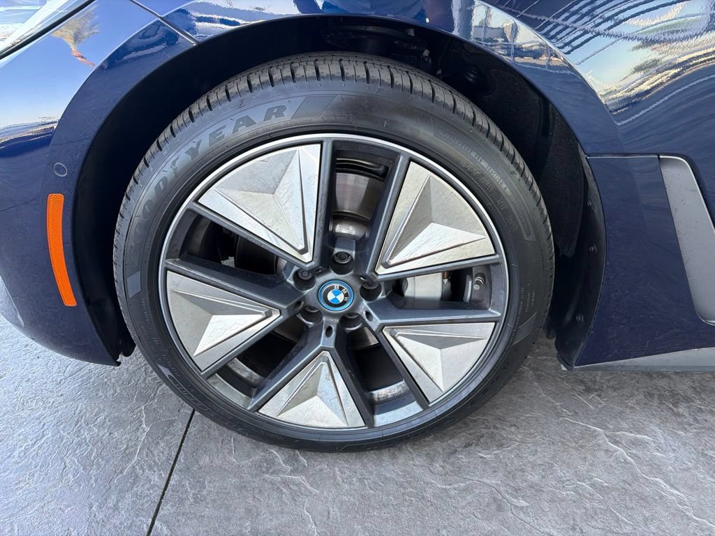 Certified 2024 BMW i4 eDrive35 w/ Premium Package RWD image 5