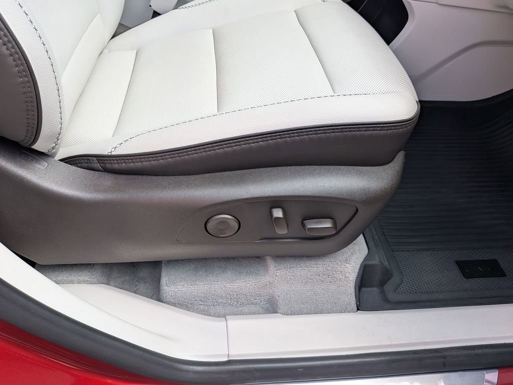 Certified 2025 GMC Acadia Denali w/ Super Cruise Package FWD image 29
