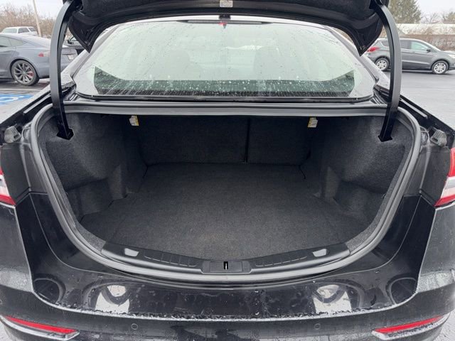 Used 2020 Ford Fusion SE image 8