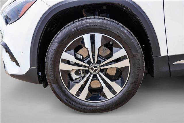 Used 2024 Mercedes-Benz GLA 250 4MATIC image 9