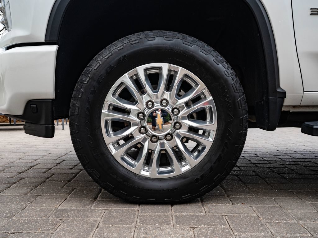 Used 2022 Chevrolet Silverado 3500 High Country w/ Z71 Off-Road Package AWD/4WD image 13