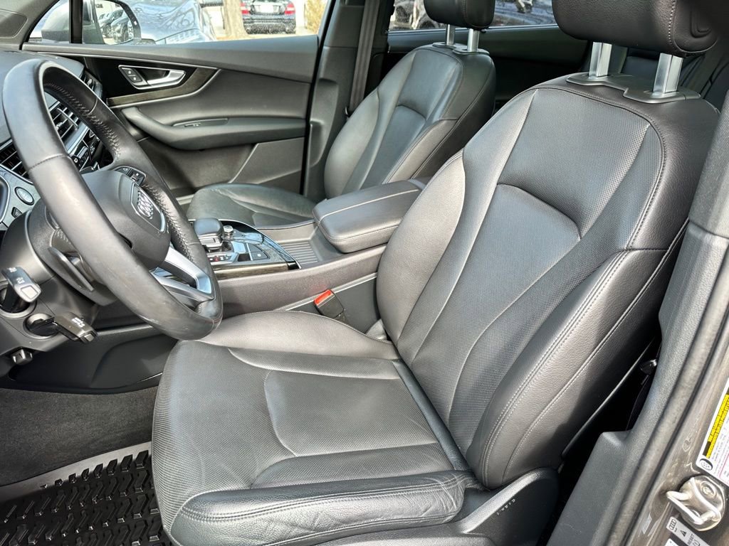 Used 2019 Audi Q7 3.0T Premium Plus w/ Premium Plus Package image 18