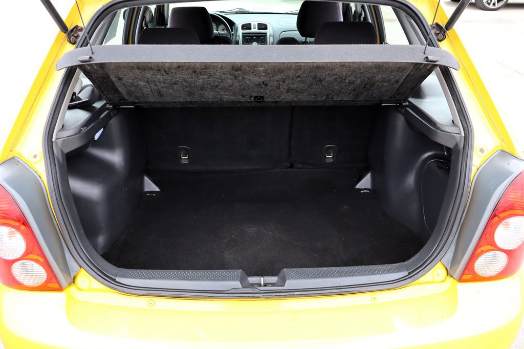 Used 2003 MAZDA Protege5 FWD image 31