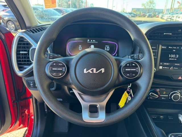 Certified 2025 Kia Soul LX image 26