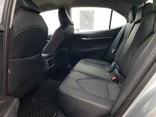 Used 2024 Toyota Camry SE FWD image 11