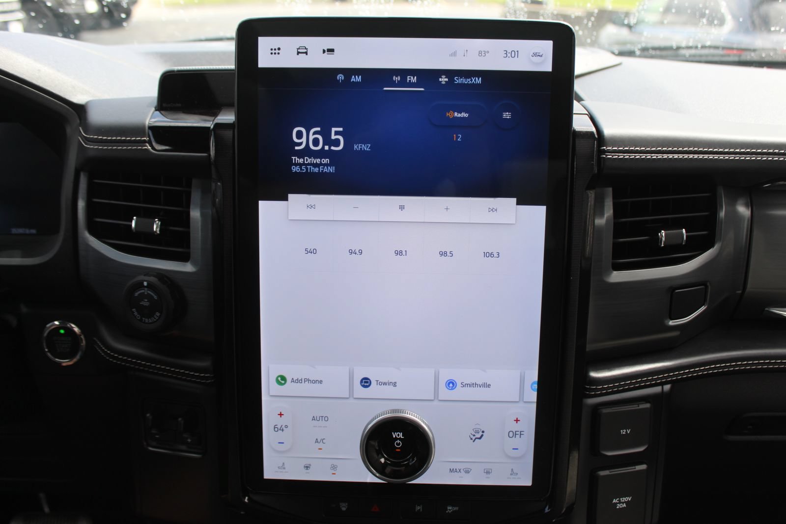 Used 2023 Ford F150 Lightning Platinum AWD/4WD image 47