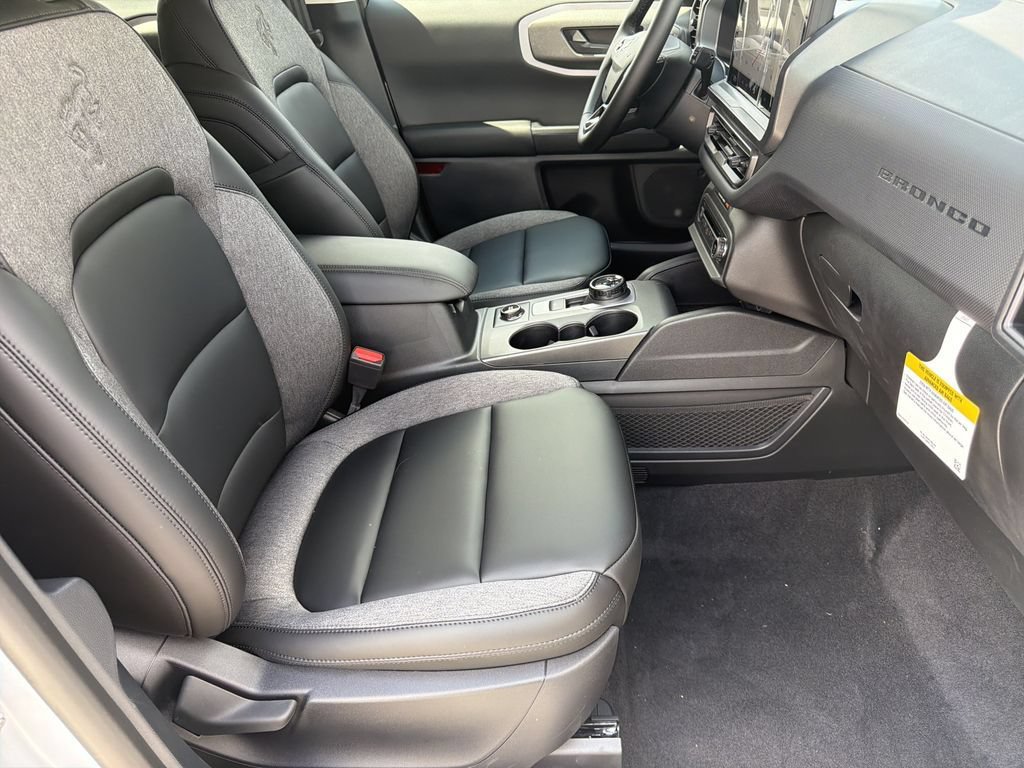 Used 2025 Ford Bronco Big Bend AWD/4WD image 12