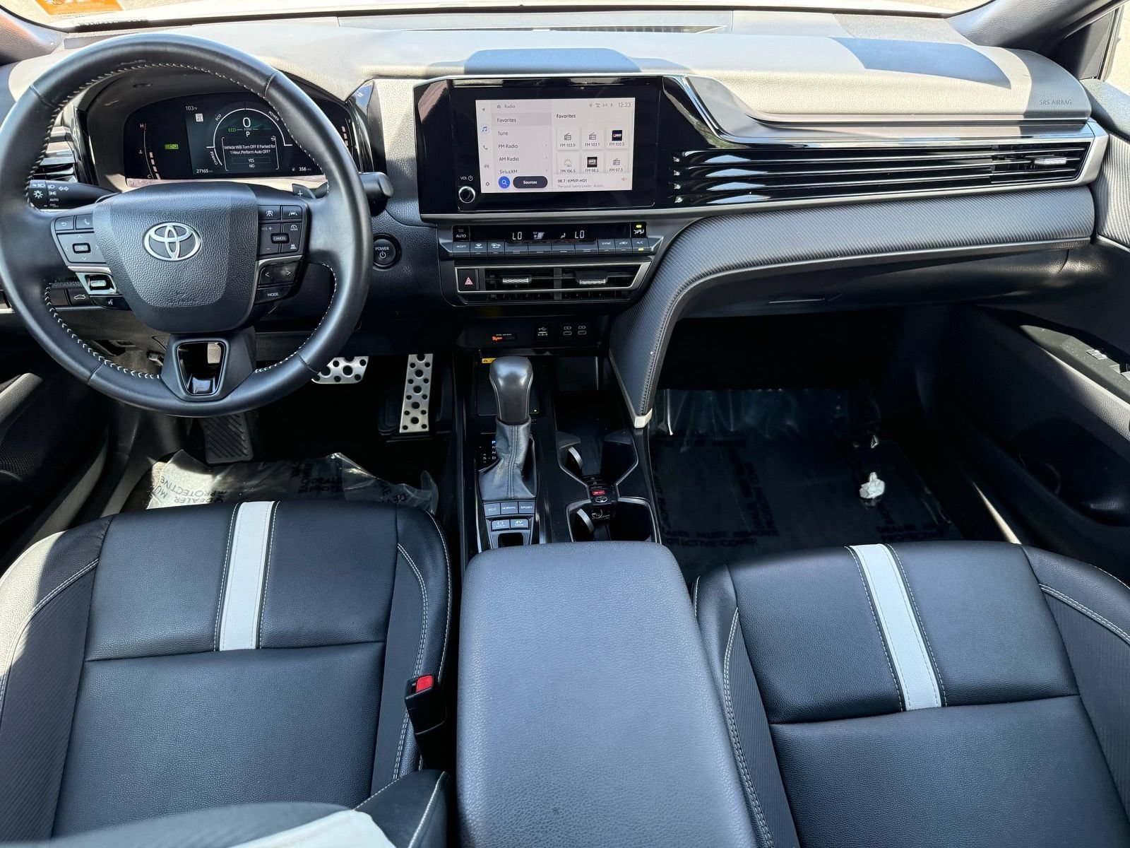 Used 2026 Toyota Camry SE w/ Convenience Package FWD image 28