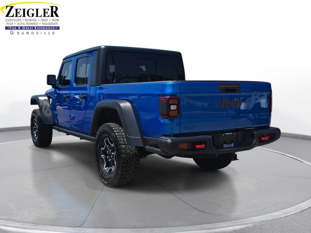 Used 2023 Jeep Gladiator Rubicon w/ LED Lighting Group AWD/4WD image 7
