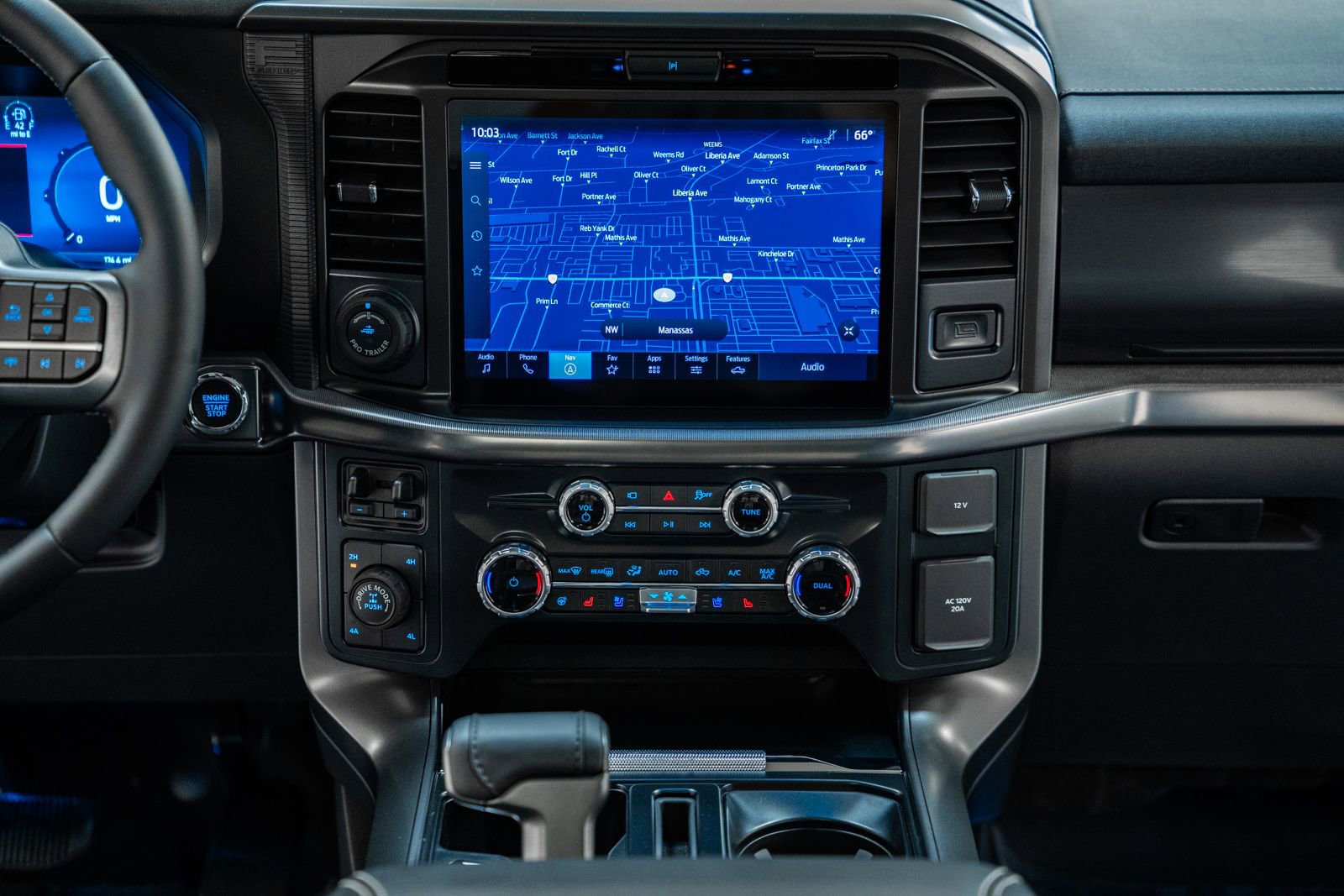 Certified 2025 Ford F150 Lariat w/ Equipment Group 502A High image 27