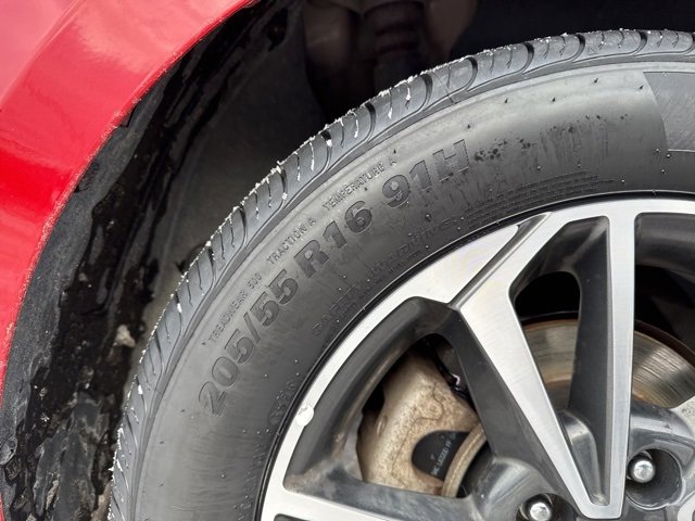 Used 2023 Kia Forte LXS image 10