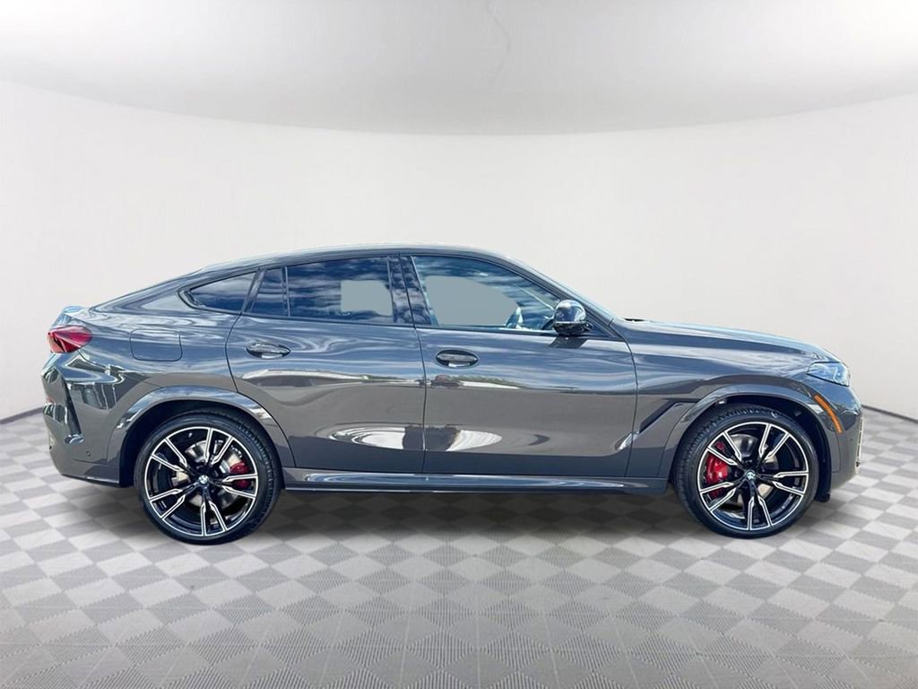 New 2026 BMW X6 M60i image 4