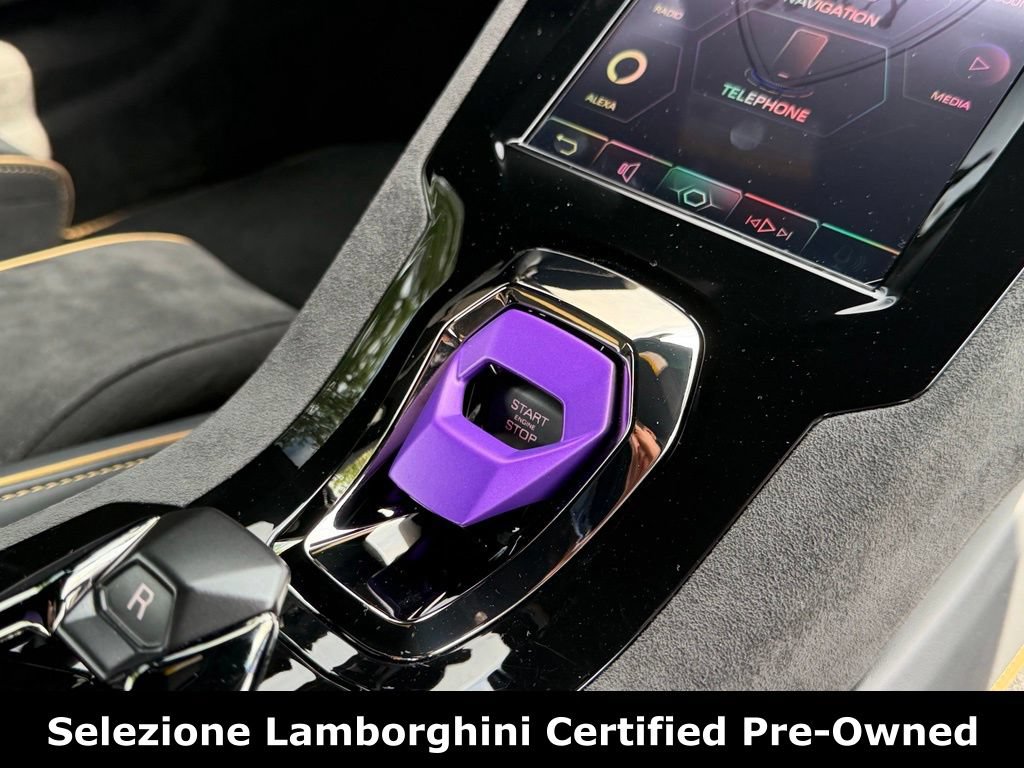 Used 2024 Lamborghini Huracan Tecnica RWD image 40