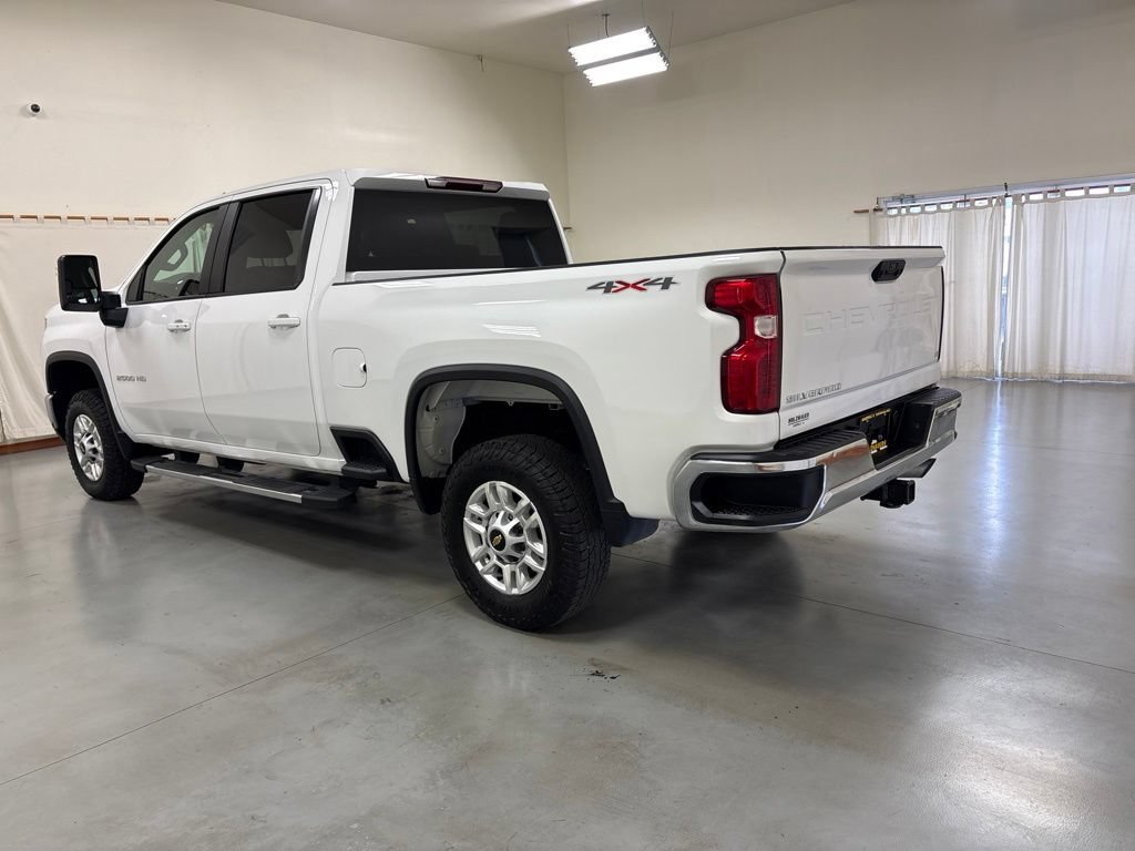 Used 2025 Chevrolet Silverado 2500 LT w/ Convenience Package AWD/4WD image 6