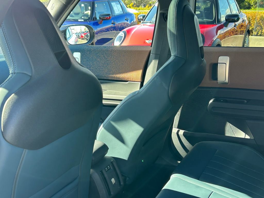 Used 2025 MINI Cooper Countryman S w/ Comfort Package Max image 30