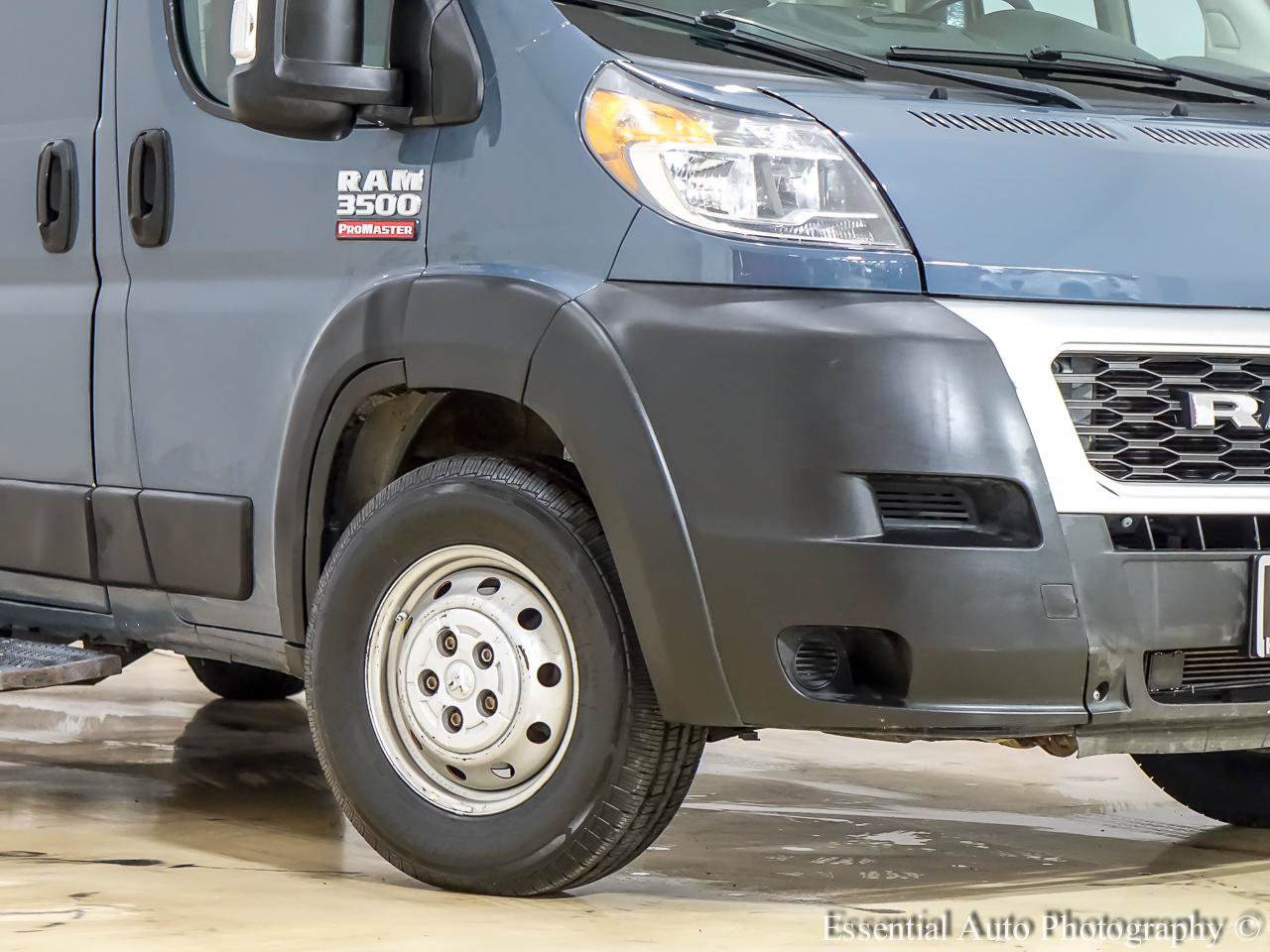 Used 2021 RAM ProMaster 3500 FWD image 3